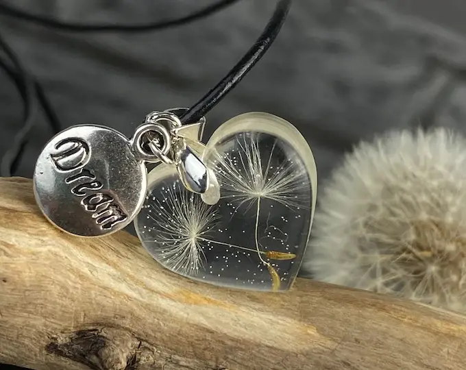 Best 30 Epoxy Jewelry Ideas || Dandelion Resin Heart Necklace